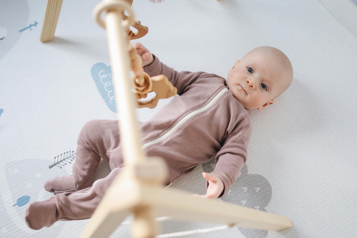 Baby waking from a short nap